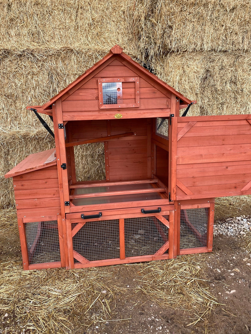 Orpington Lodge 6+ Chickens Hen House only. IN STOCK!!